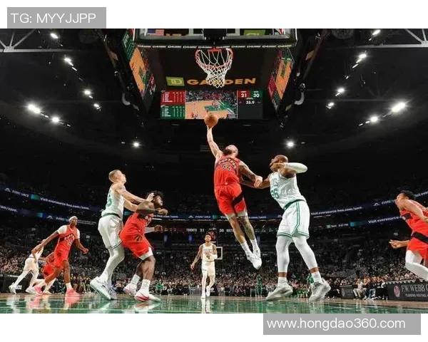 怀特称赞蒂尔曼绝杀表现：那记关键抛投展现了全力以赴的拼搏精神